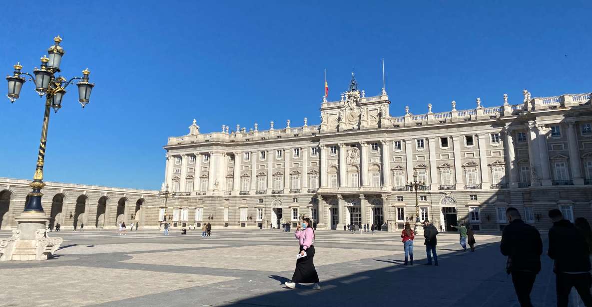 Madrid: Royal Palace Guided Tour With Skip-The-Line Tickets - Key Points