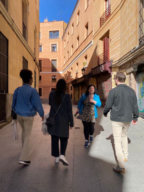 Madrid: Welcome to Madrid Guided Walking Tour - Key Points