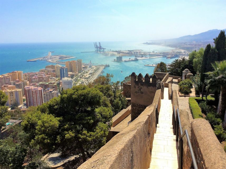 Malaga: Group Walking Tour - Key Points