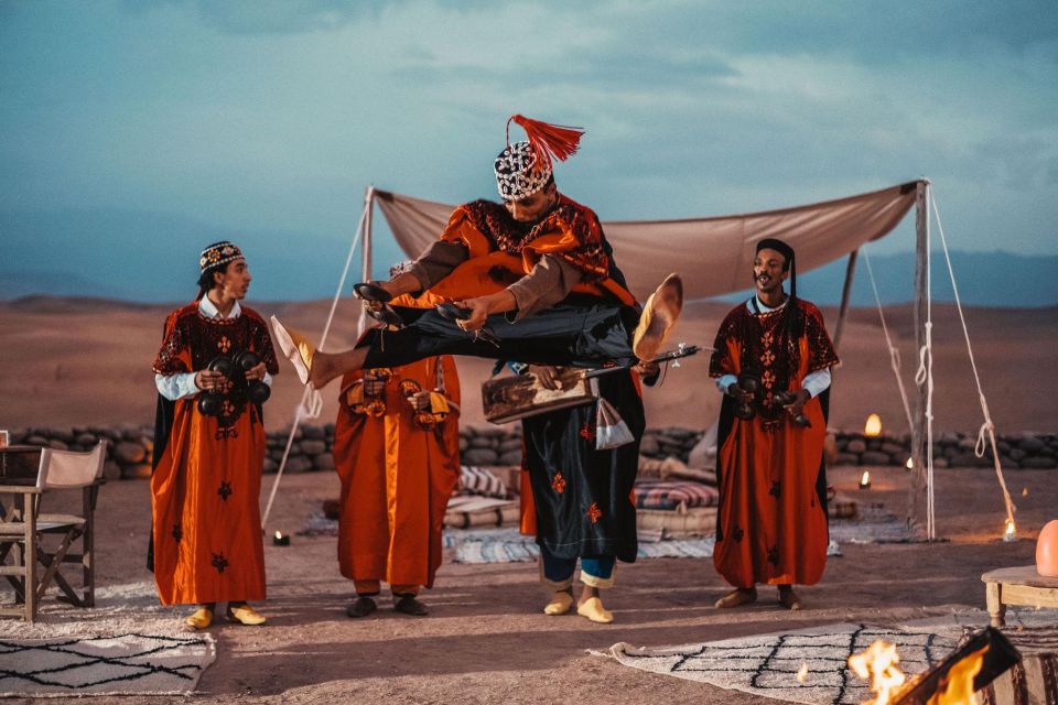 Marrakech: Agafay Desert Sunset Dinner With Music and Show - Key Points