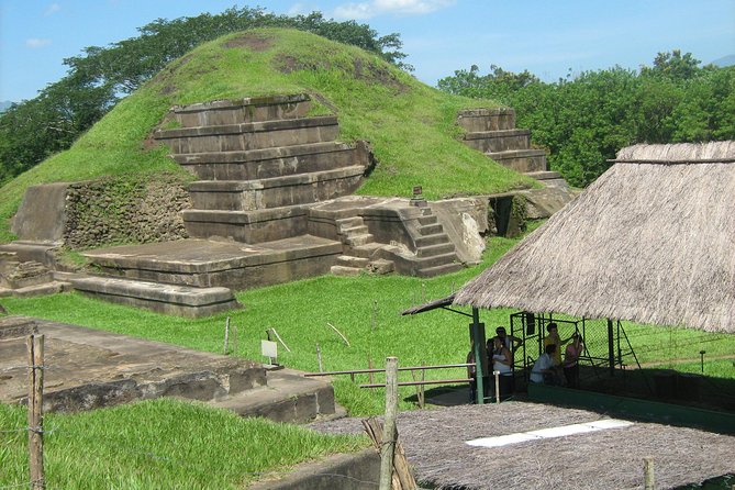 Maya Ruins in El Salvador : Joya De Ceren, San Andres, Tazumal, Chalchuapa, Lake - Historical Significance of Joya De Ceren