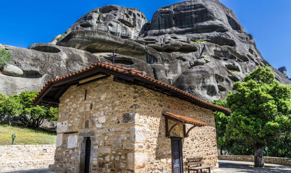 Meteora: Morning Half Day Sightseeing and Monasteries Tour - Key Points