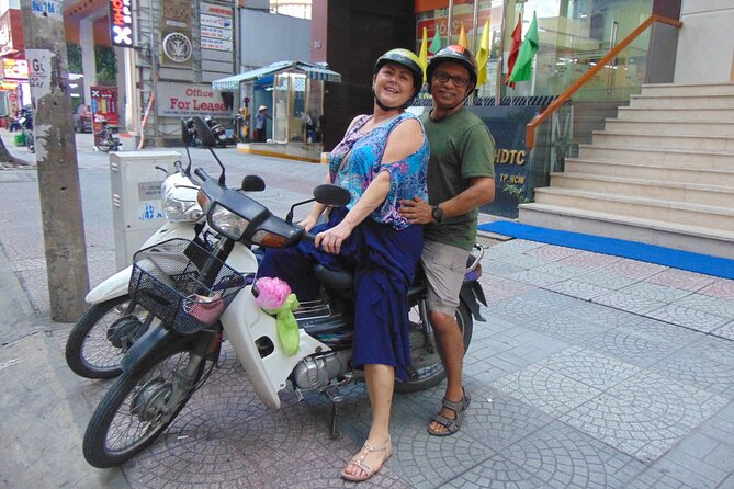 Motorbike -Vietnamese Dishes- Local Mates Private Tour - Key Points