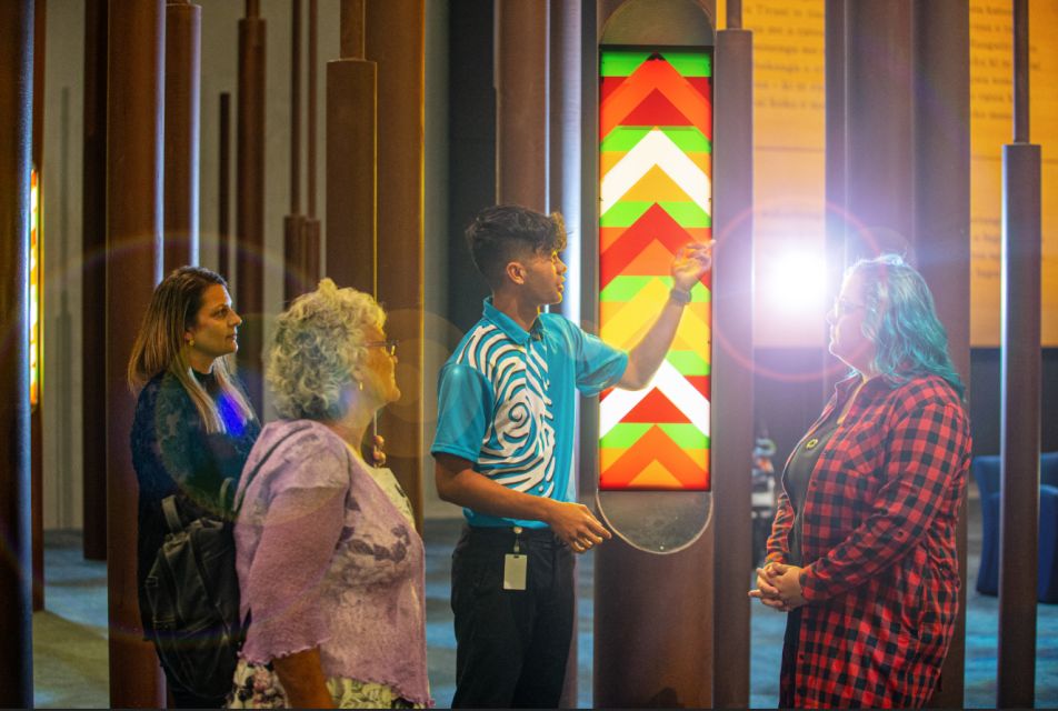 Museum of NZ Te Papa Tongarewa Twilight Express Tour - Key Points