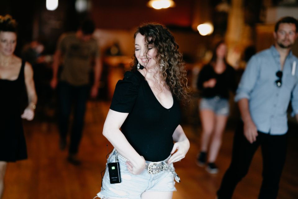Nashville: Line Dancing Class With Keepsake Video - Key Points