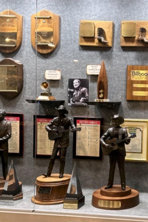 Nashville: Willie Nelson and Friends Museum Entry Ticket - Key Points