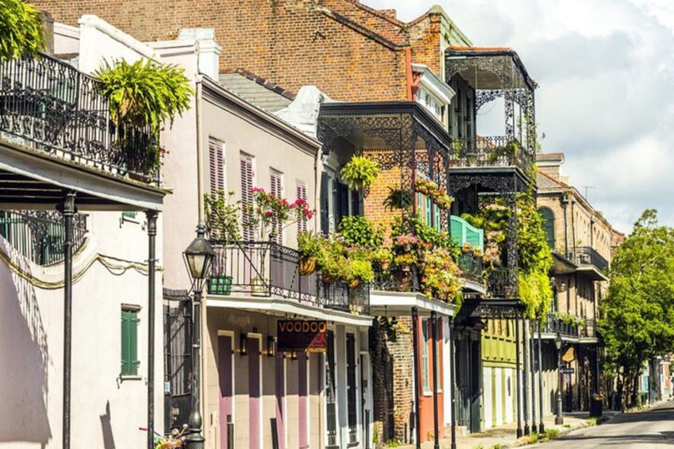 New Orleans: History of the Crescent City Group Tour - Key Points
