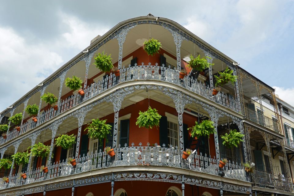 New Orleans Self-Guided Walking Audio Tour - Key Points