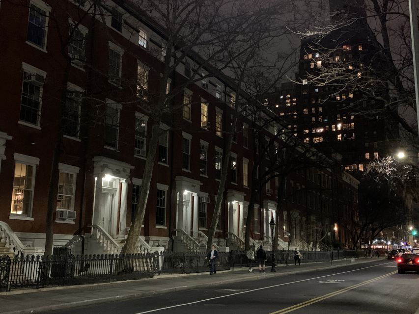 New York City: Gangsters and Ghosts 2-Hour Walking Tour