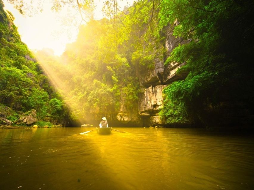 Ninh Binh Tour to Hoa Lu Tam Coc, Boat, Buffet, Cycling - Key Points