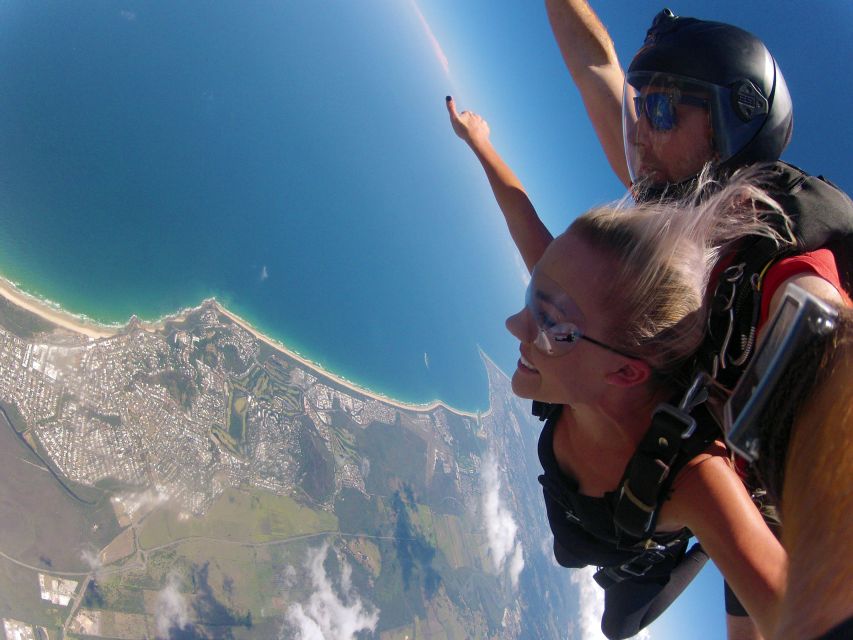 Noosa: Tandem Skydive From 15,000 Feet - Key Points