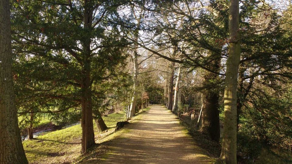 Oxford: C.S. Lewis & J.R.R. Tolkien Guided Walking Tour - Key Points