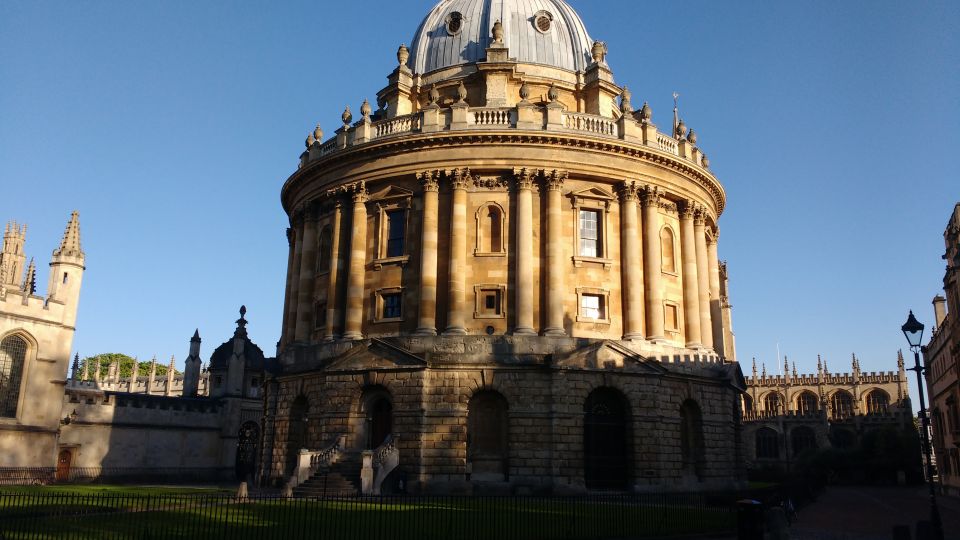 Oxford: Pre-Raphaelite Walking Tour With Exeter College - Key Points