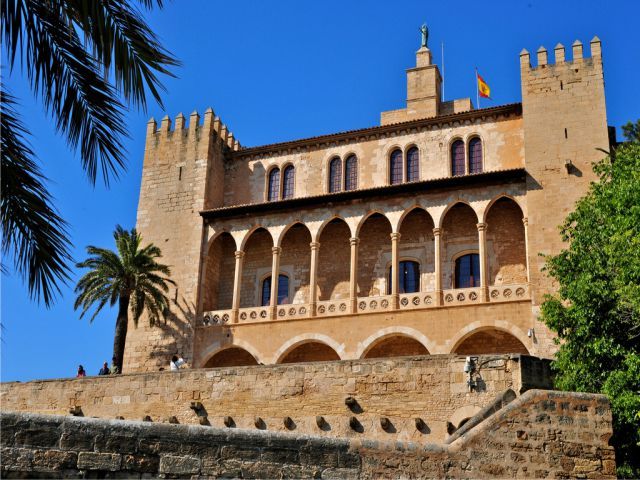 Palma De Mallorca: Guided Tour of the Old Town - Key Points