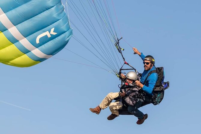 paragliding flight in nazare Paragliding Flight in Nazaré