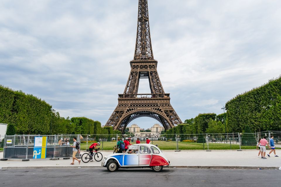Paris: 1-Hour Vintage Citroen 2CV Tour - Key Points