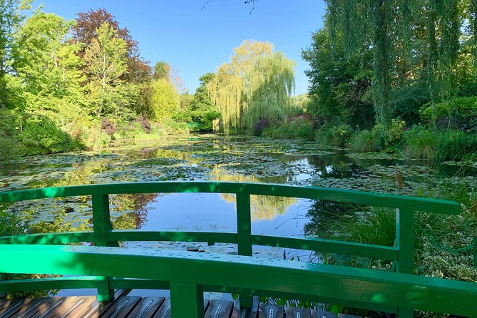 Paris and Giverny: Two-in-One Private Full-Day Tour and Trip - Key Points