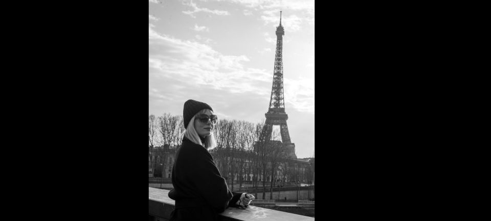 Paris: Eiffel Tower Private Photoshoot Experience - Key Points