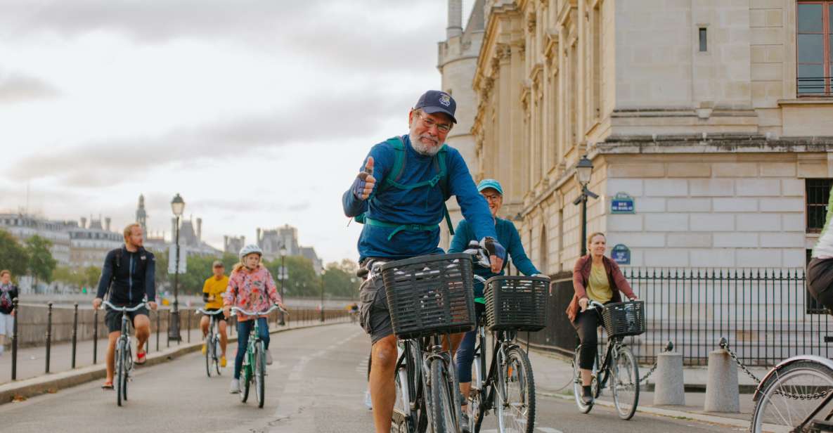 Paris: Guided Bike Tour Like a Local - Key Points