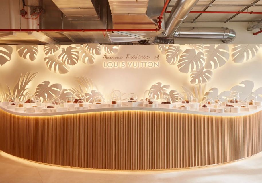 Paris: Louis Vuitton Gourmet Experience and Louvre Entry - Key Points