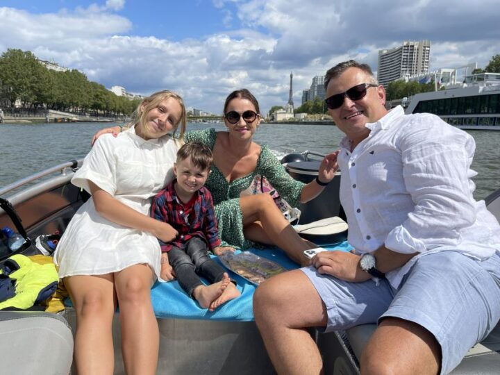 Paris: Seine River Private Cruise - Key Points