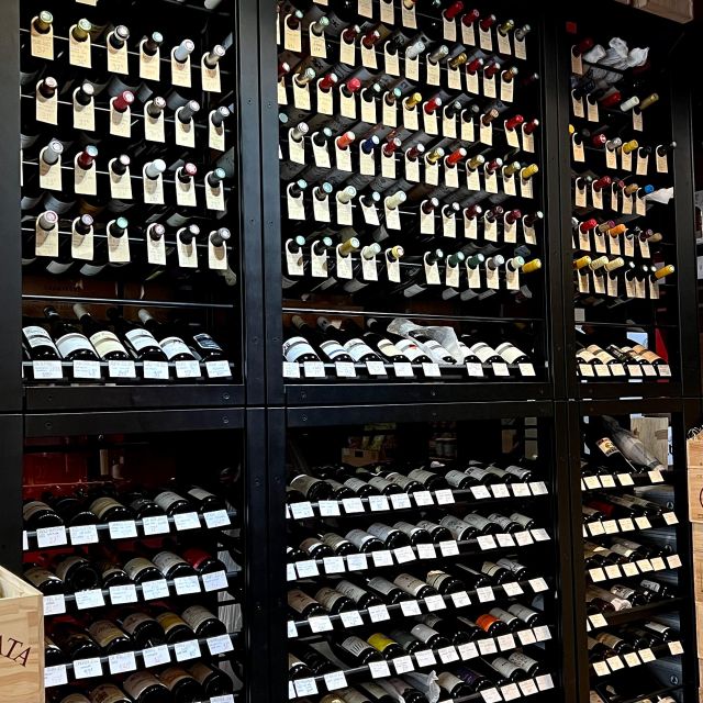 Paris: Wine Tasting at the Cellar of Joël Robuchon - Key Points