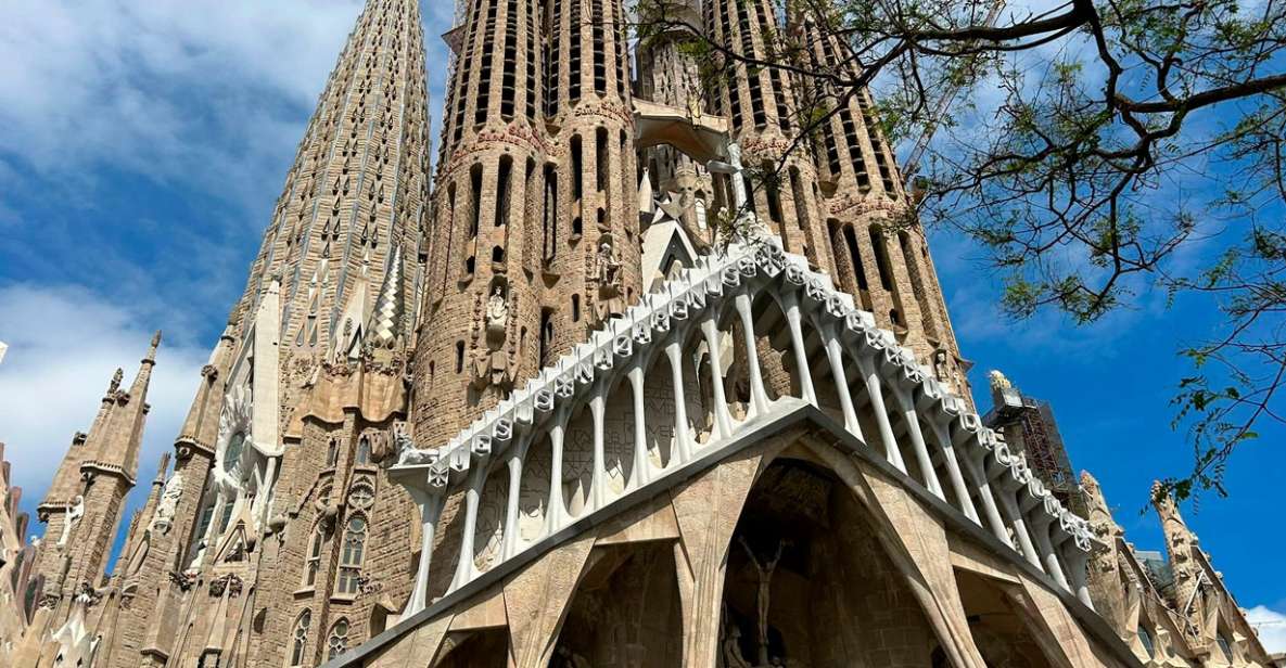 Private Barcelona Full-Day Personalized City Tour - Key Points