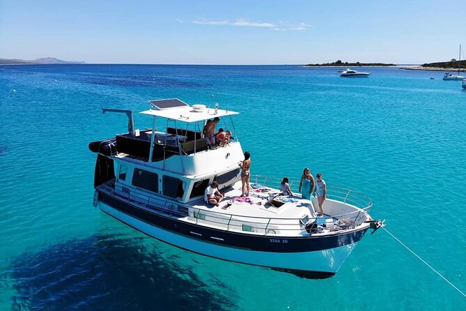 Private Boat Tour - Full Day Island Hopping & Culinary Adventure - Key Points