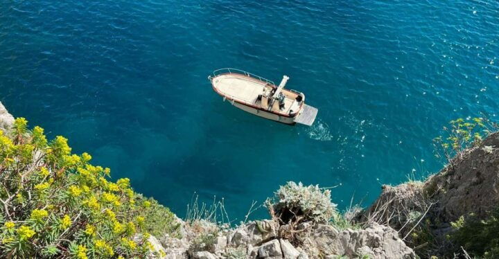 Private Boat Tour to Capri and the Amalfi Coast - Key Points