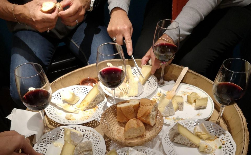Private Cheeses and Wines Tasting - Key Points