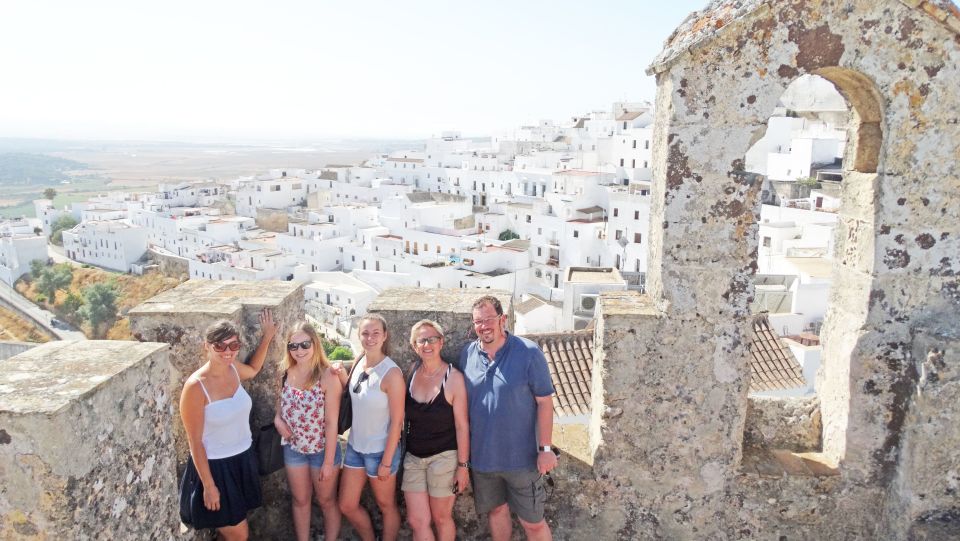 Private Day Trip From Cádiz: Vejer De La Frontera & Bolonia - Key Points