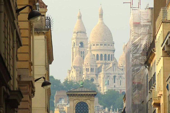 Private, Driver Guide Tour of Paris Most Celebrated Monuments