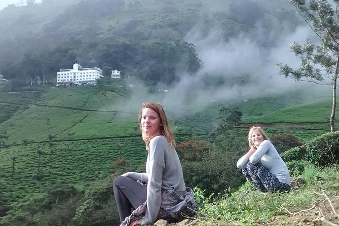 Private Full-Day Tour From Kochi to Munnar - Key Points