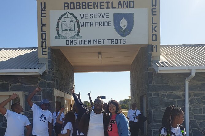 Private Full-Day Tour to Robben Island and Table Mountain - Tour Details