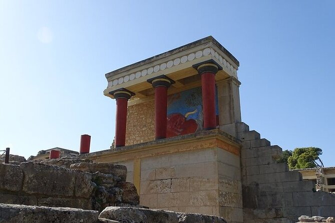 Private Guided Tour to Knossos Palace&Shopping in Heraklion City - Key Points