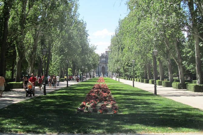 Private Madrid Walking Tour: Famous Retiro Park With Official Tour Guide - Tour Overview