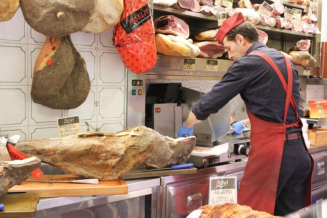 Private Market Tour, Pasta Making Class and Dinner With a Local Chef in Florence - Key Points