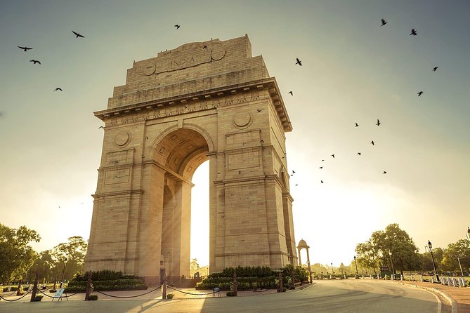 Private Old and New Delhi Sightseeing Tour - Key Points