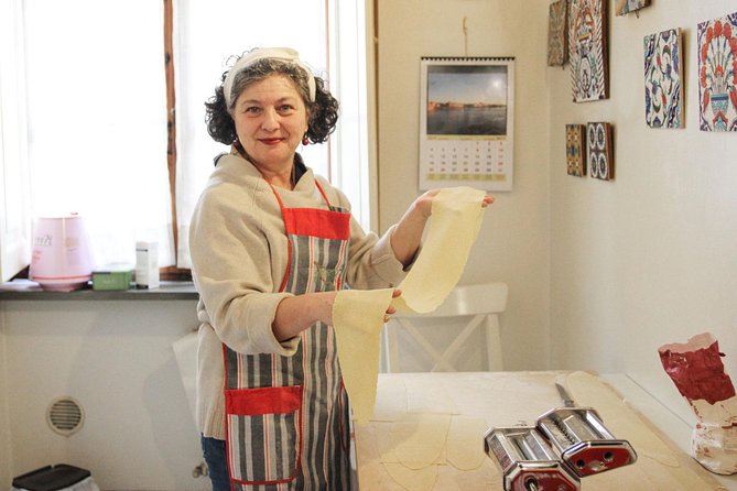 Private Pasta Making Class & Traditional Tuscan Dishes With a Local in Florence - Experience Details