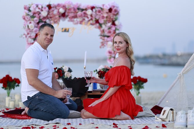 Private Romantic Beach Picnic at Sunrise Beach - Perfect for Proposals - Key Points