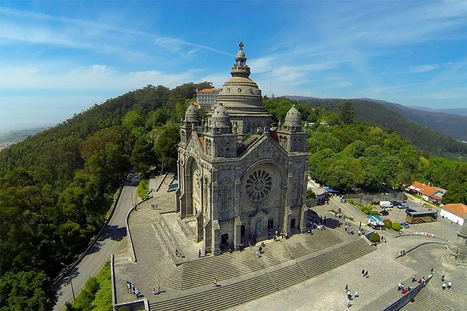Private Tour: Viana Do Castelo, Ponte De Lima and Braga From Porto - Key Points
