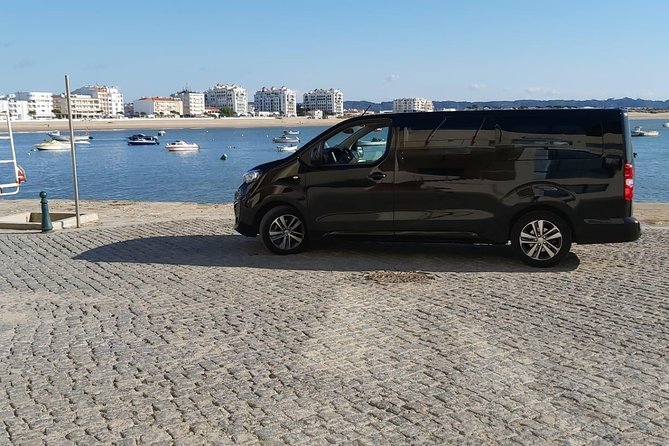 Private Transfer by Minivan - Key Points