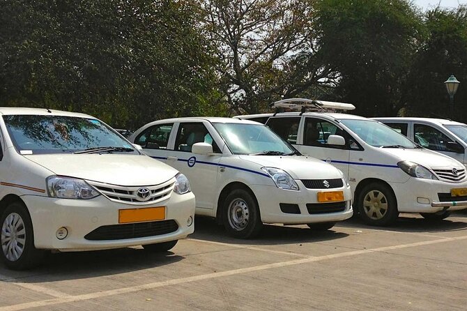 Private Transfer From Agra to Delhi by Car - Key Points