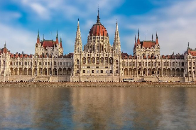 Private Transfer From Zadar to Budapest With 2 Hours for Sightseeing - Key Points