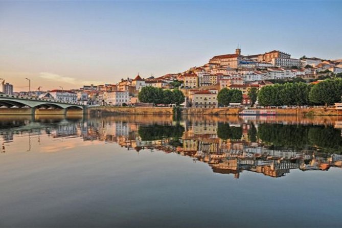 Private Transfer Lisbon To Porto With Stops Along The Way