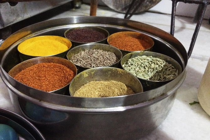 Private Vegetarian Rajasthani Cooking Class and Meal With Locals in Jaipur - Key Points