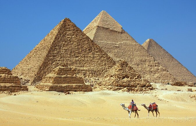 Pyramids of Giza,Egyptian Museum & Khan El Khalili Bazaar Day Tour - Key Points