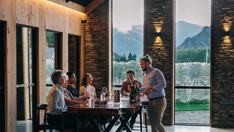 Queenstown: Pinot Noir Wine Tasting Experience - Key Points