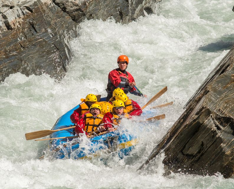 queenstown shotover river whitewater rafting trip Queenstown: Shotover River Whitewater Rafting Trip