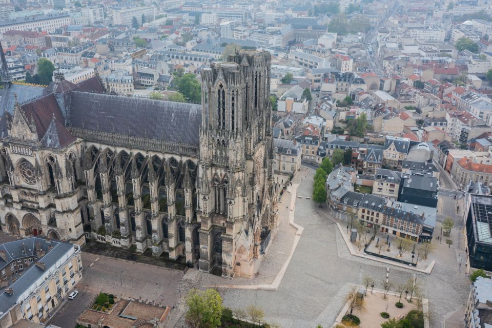 Reims: City Exploration Game and Tour - Key Points
